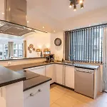 Montfleuri Apartament *