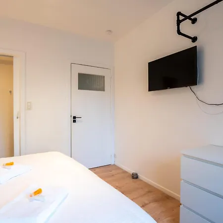 Montfleuri Apartment